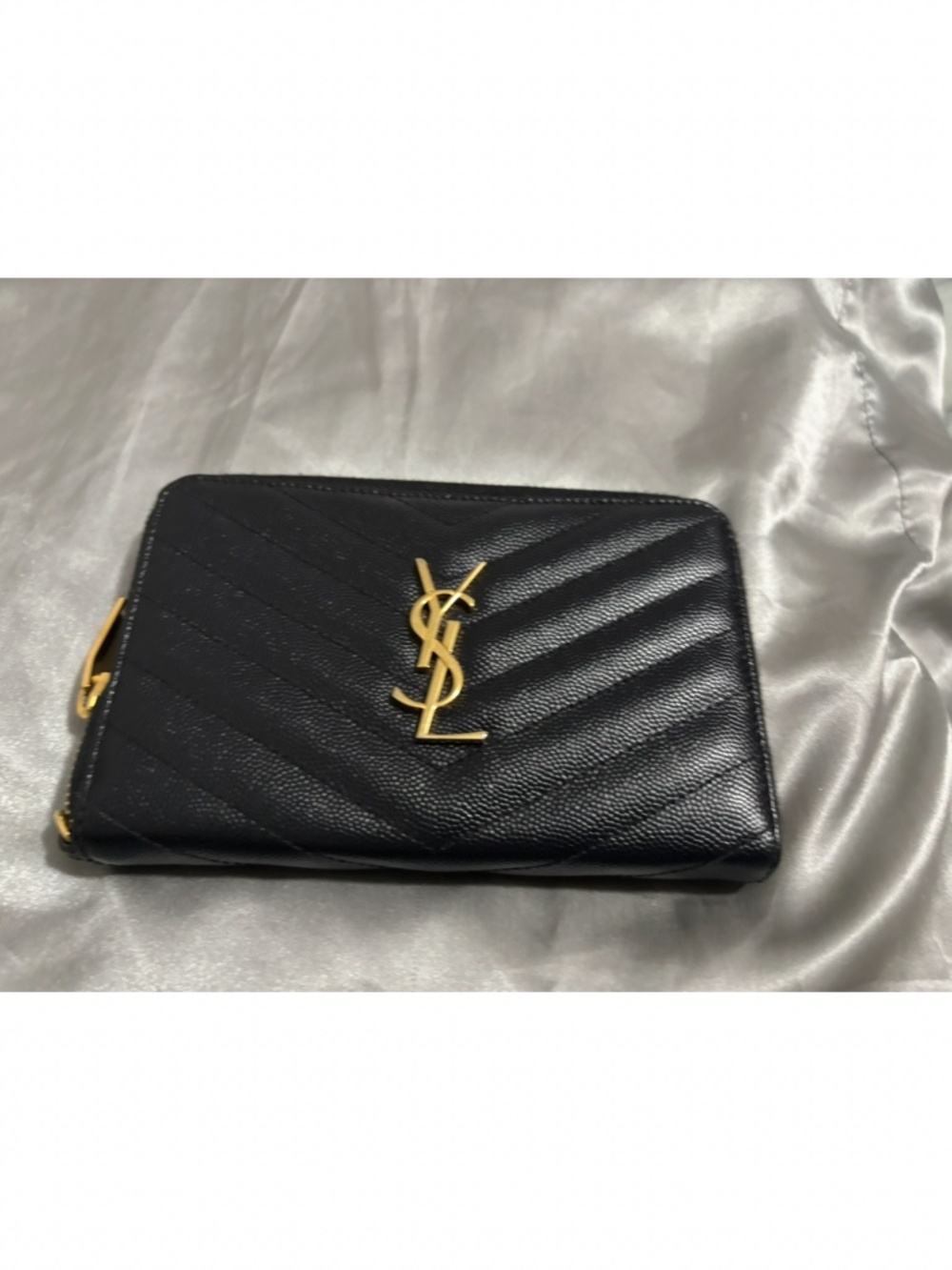 YSL Wallet - Picture 7 of 7